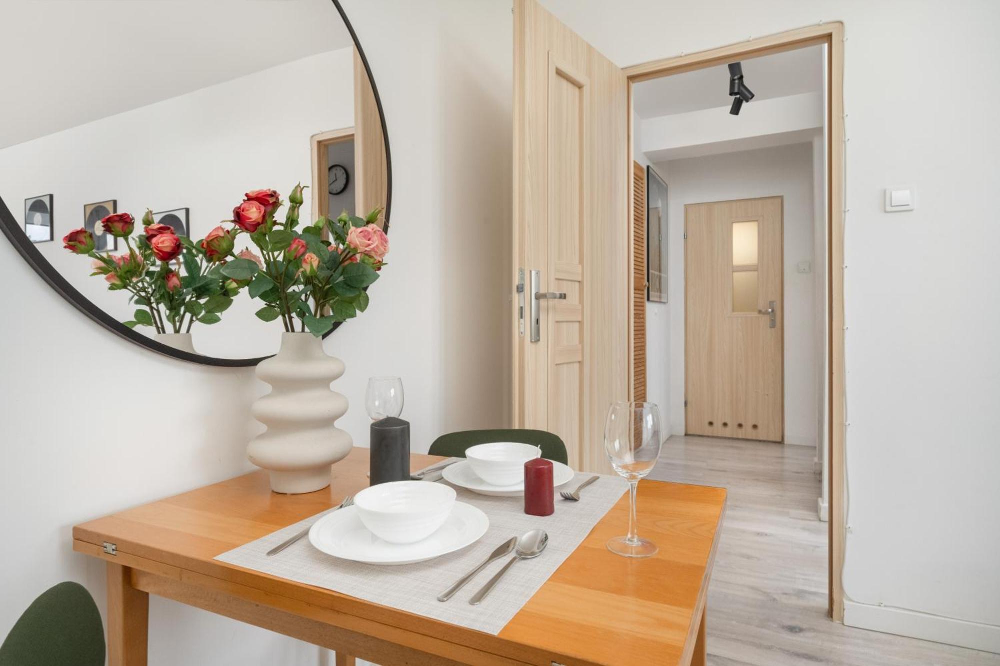 Cozy Apartment For 4 People In Wroclaw By Noclegi Renters 外观 照片